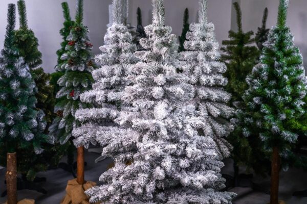 Choinka ośnieżona - sztuczna - cena - producent