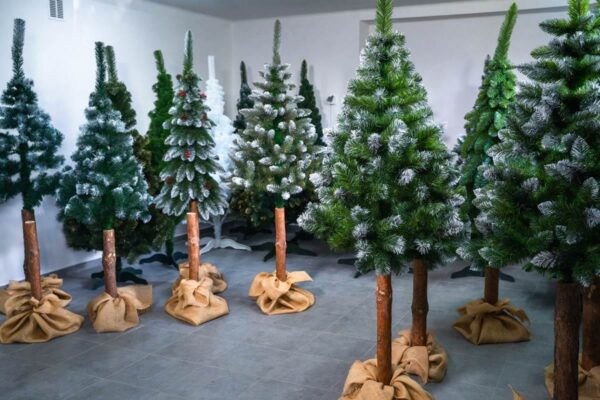 Choinki sztuczne na pniu