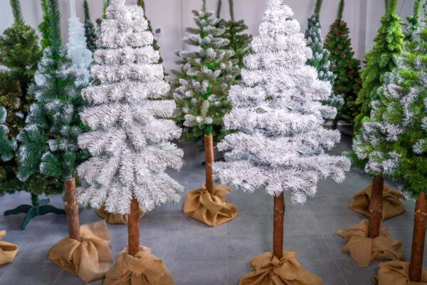 Choinki sztuczne na pniu